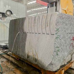 山南 602，大花芙蓉白，绳锯加工弧形路沿石