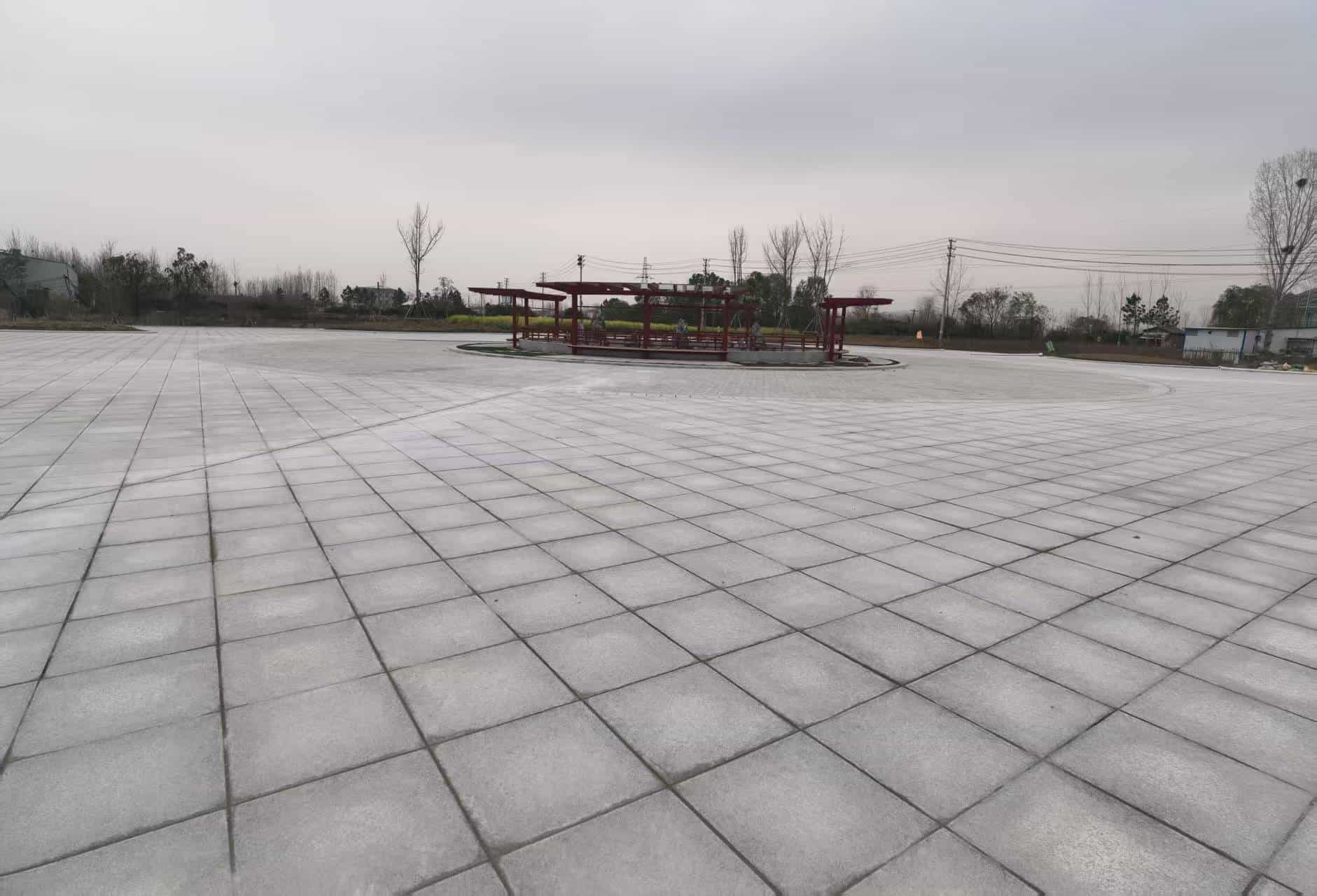 山南 芝麻白火烧面-公园广场地铺效果